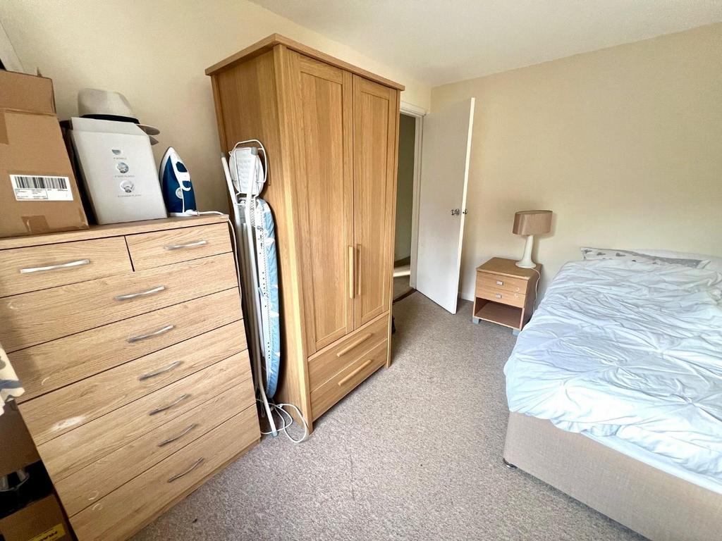 Bedroom.jpg