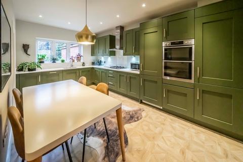 undefined, Chapel Drive, Aston Clinton, Aylesbury