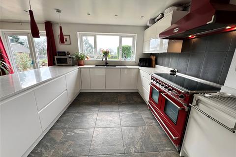 4 bedroom semi-detached house for sale, Magpie Lane, Little Warley, Brentwood, Essex