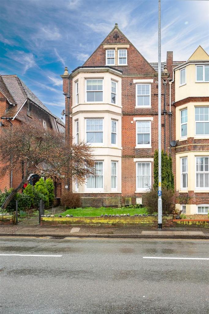 Flat4,6 Norwich Road Cromer-04.jpg