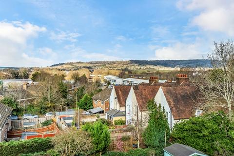 3 bedroom end of terrace house for sale, Seal Road, Sevenoaks, Kent