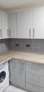 undefined, Rowlheys Place, West Drayton