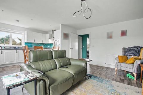 2 bedroom semi-detached bungalow for sale, Emery Croft, Shefford