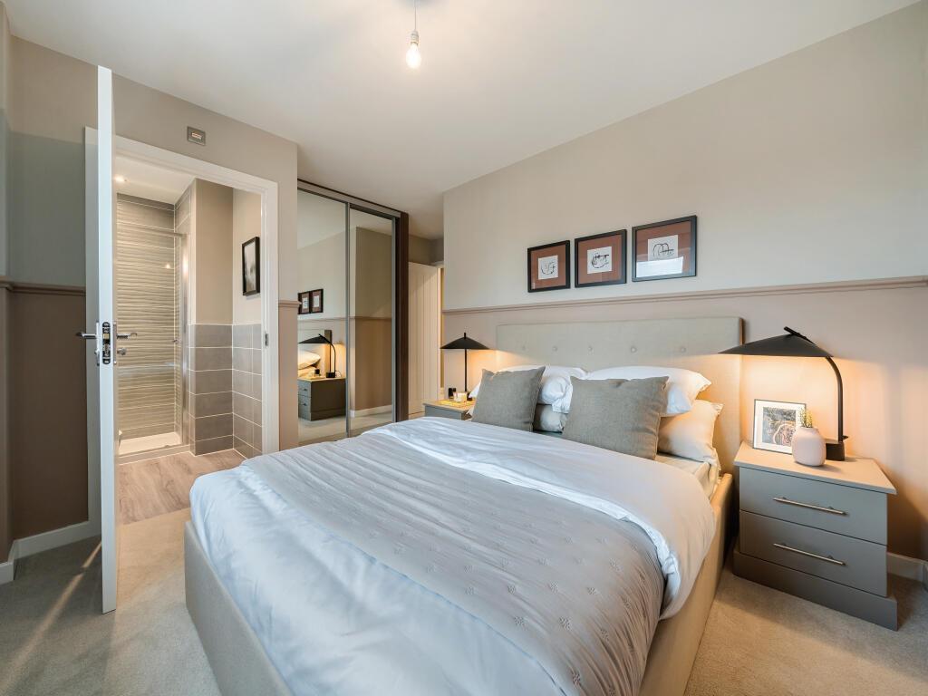 Bedroom 1.jpeg