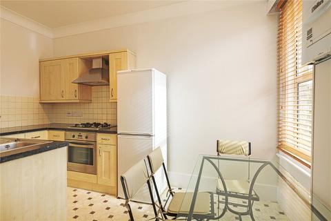 2 bedroom apartment to rent, East Hill, SW18
