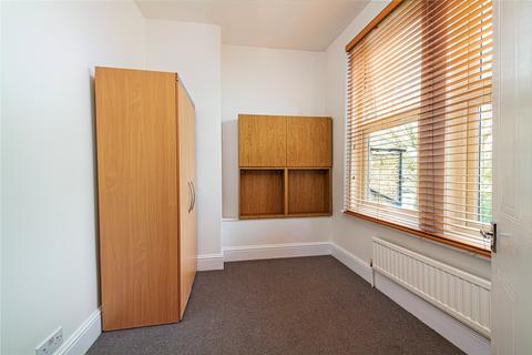 2 bedroom apartment to rent, East Hill, SW18