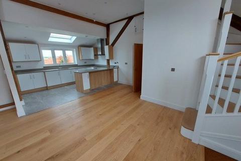 3 bedroom barn conversion for sale, The Lane, Tebworth, Leighton Buzzard, Bedfordshire, LU7