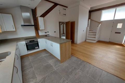 3 bedroom barn conversion for sale, The Lane, Tebworth, Leighton Buzzard, Bedfordshire, LU7