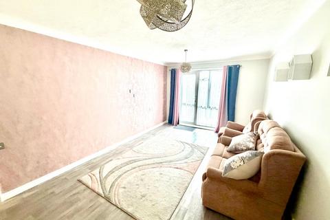 1 bedroom flat for sale, Manor Farm Court, Egham, Surrey, TW20