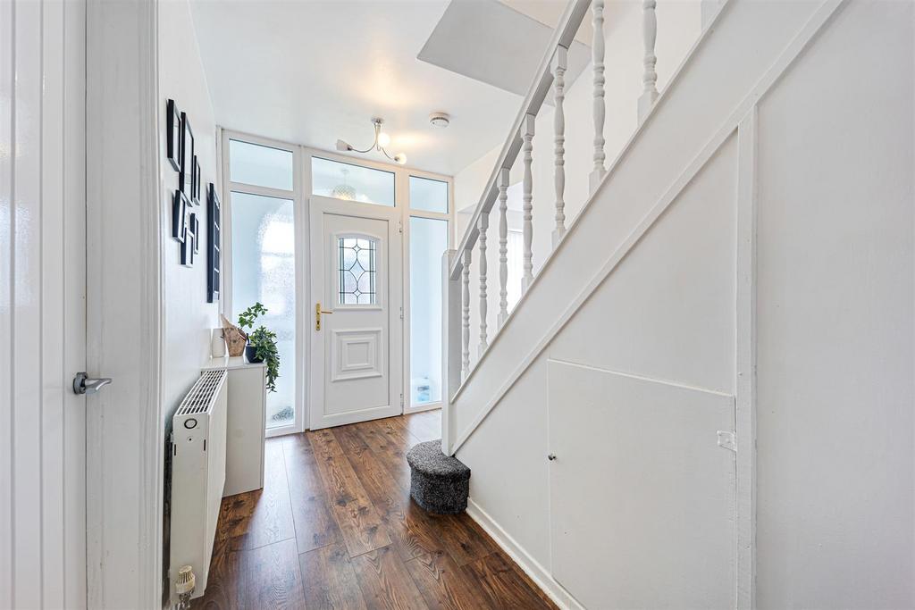 5 Fairholme Avenue-39.jpg