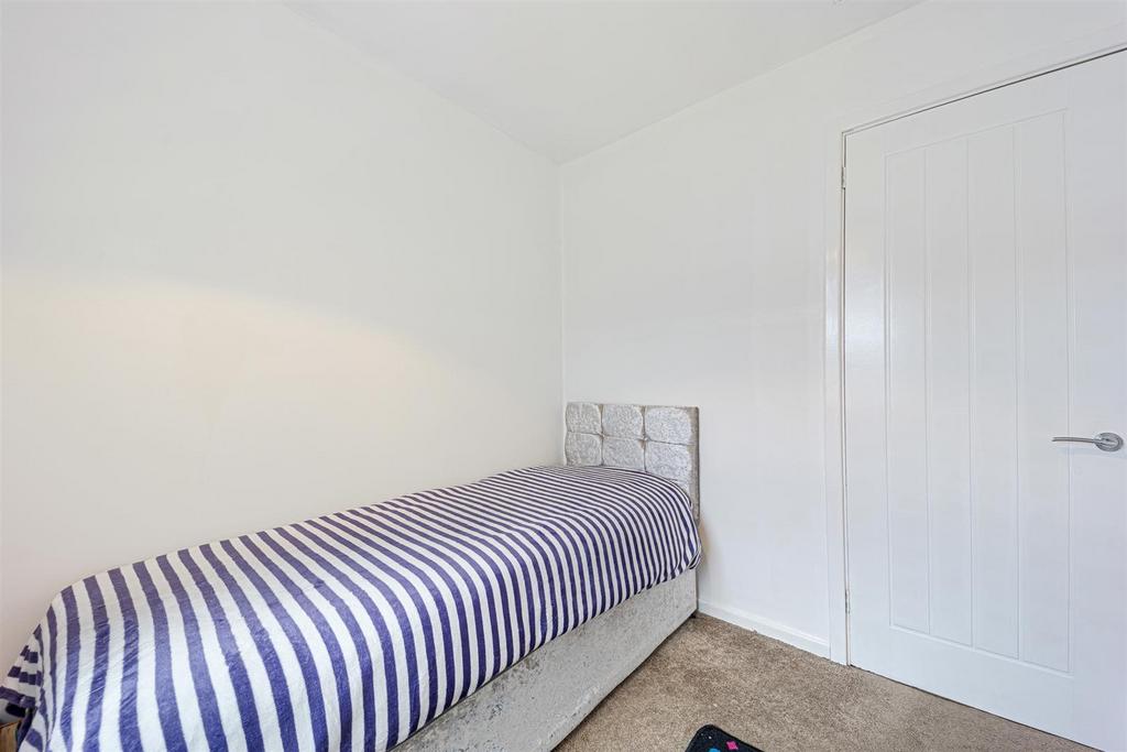 5 Fairholme Avenue-23.jpg