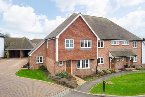 3 bedroom end of terrace house for sale, Fullers Way, Biddenden, Ashford