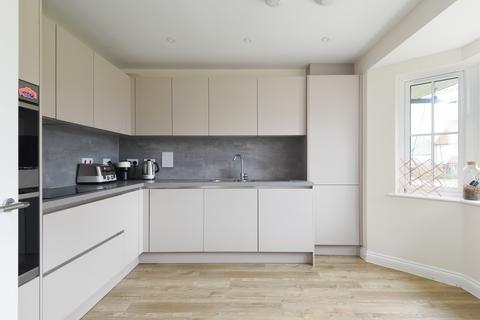 3 bedroom end of terrace house for sale, Fullers Way, Biddenden, Ashford