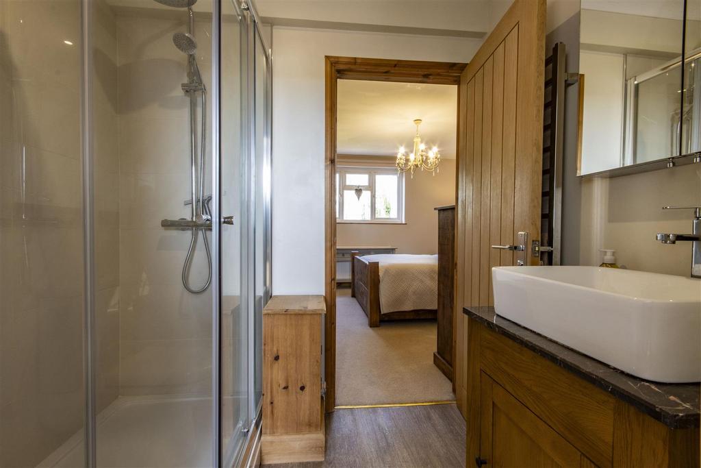 En Suite Shower Room