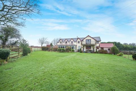 5 bedroom farm house for sale, Bridgend CF32