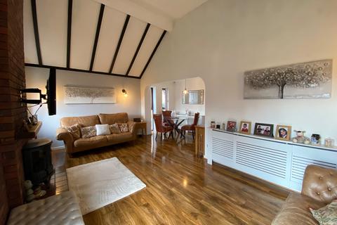 2 bedroom detached bungalow for sale, Brackenwood Close, Crewe
