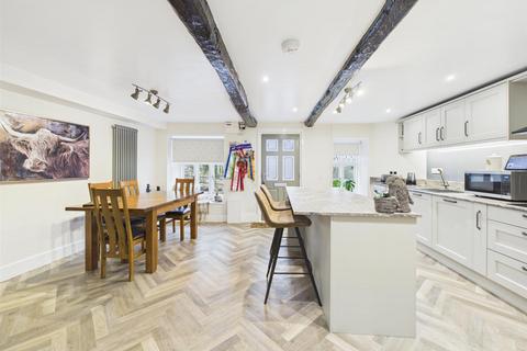 3 bedroom townhouse for sale, 17 Goat Street, Haverfordwest