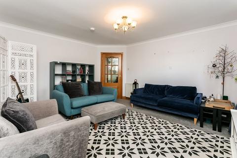 5 bedroom detached house for sale, Station Mews, Kirknewton, EH27