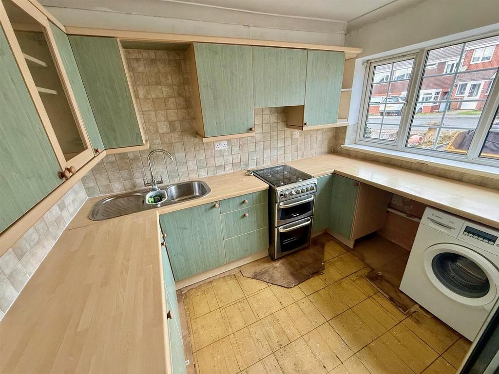 TO11 Kitchen.jpg