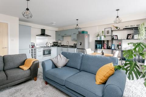 undefined, Hawkhill Close, Edinburgh, EH7