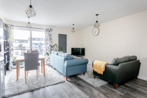 2 bedroom flat for sale, Hawkhill Close, Edinburgh, EH7