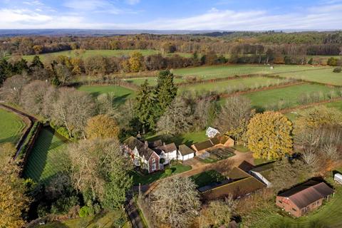 undefined, Woolmer Lane, Bramshott, Liphook, Hampshire, GU30