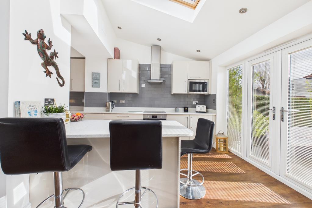 Kitchen-Diner Area