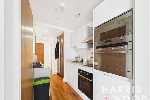 Studio to rent, Lincoln Plaza, London, E14