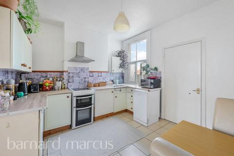 3 bedroom semi-detached house to rent, Westfield Road, Cheam, SUTTON