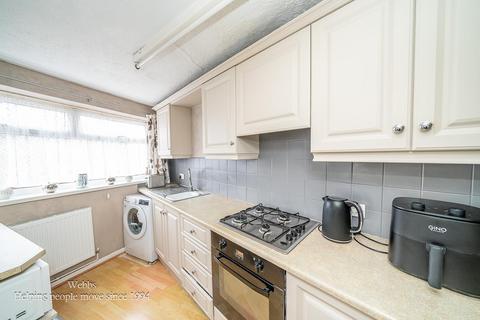 2 bedroom end of terrace house for sale, Dickinson Drive, Walsall WS2