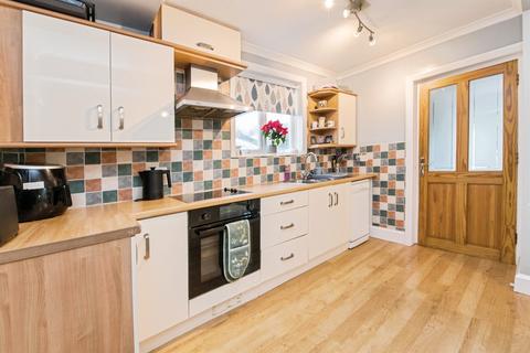 undefined, Gamberlake, Axminster