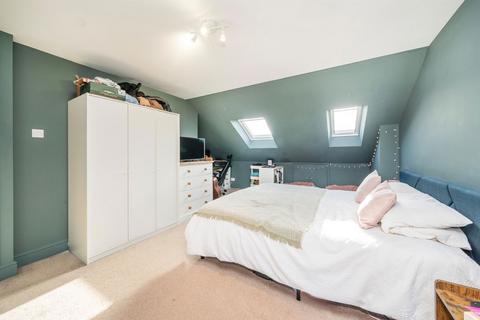 undefined, Chepstow Road, London W7