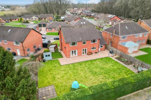 4 bedroom detached house for sale, Lauriston Close, Darlington