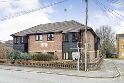 undefined, Flat 6 Ireland Court, 19 Dering Road, Ashford, Kent, TN24 8DB