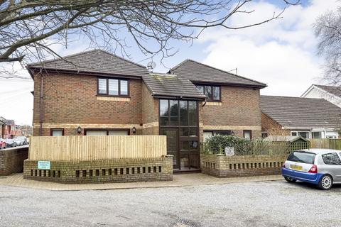 undefined, Flat 6 Ireland Court, 19 Dering Road, Ashford, Kent, TN24 8DB