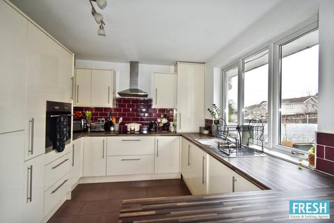 4 bedroom semi-detached house for sale, Maes Yr Haf, Llansamlet, Swansea, SA7