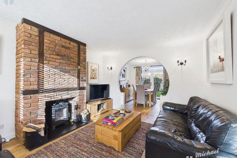 3 bedroom semi-detached house for sale, Bennetts Lane, Rowsham, Aylesbury, Buckinghamshire