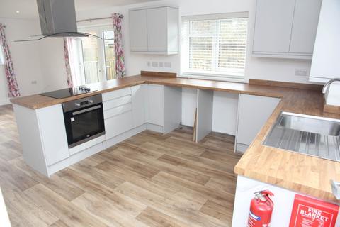 3 bedroom detached house to rent, Moresk Road, Truro, TR1