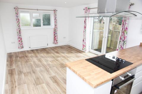 3 bedroom detached house to rent, Moresk Road, Truro, TR1