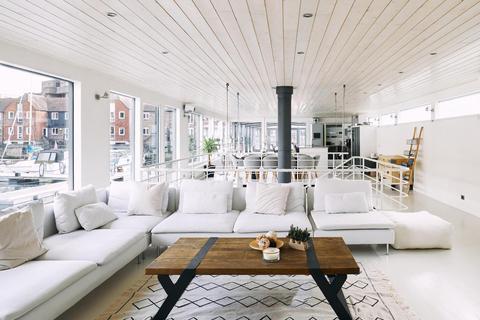 5 bedroom houseboat for sale, St Katharine Docks, Wapping, E1W