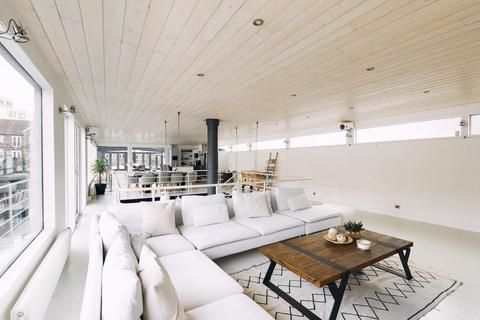 5 bedroom houseboat for sale, St Katharine Docks, Wapping, E1W