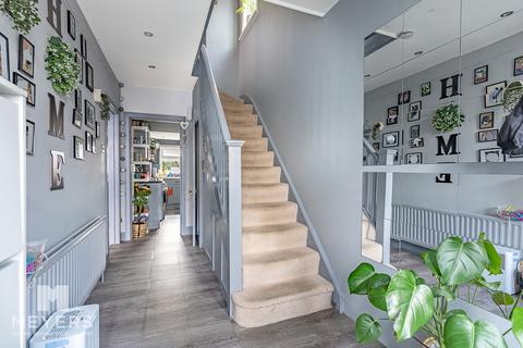3 bedroom detached house for sale, Poole BH15