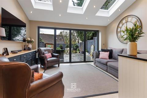 undefined, Dorsington Close, Warwick