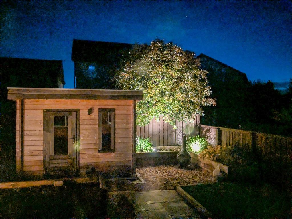 Garden Room Alt