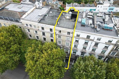 undefined, Cromwell Road, South Kensington, London, SW7