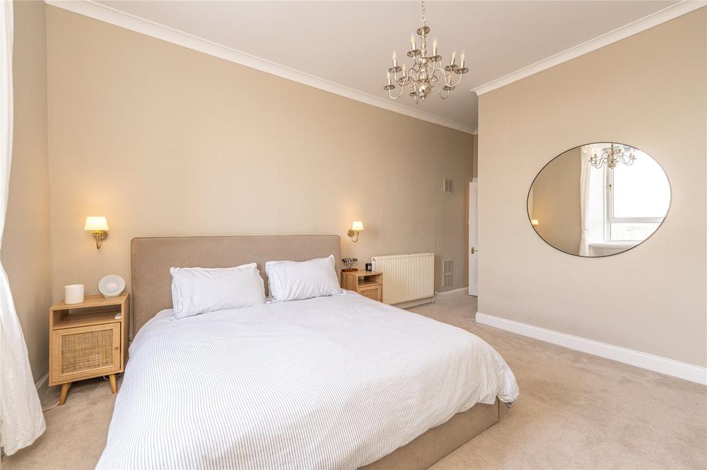 Bedroom 1 Alt