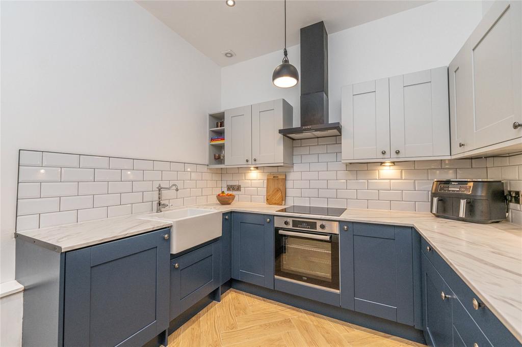 Kitchen Alt