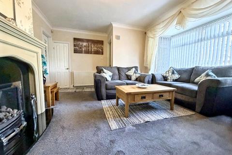 3 bedroom end of terrace house for sale, Washington Road, Hylton Castle, Sunderland, Tyne and Wear, SR5 3LJ