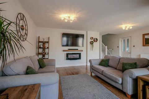 undefined, Orchard Close, Chalgrove OX44