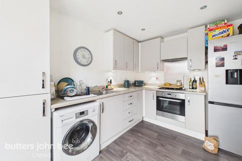 3 bedroom semi-detached house for sale, Breward Road, Crewe
